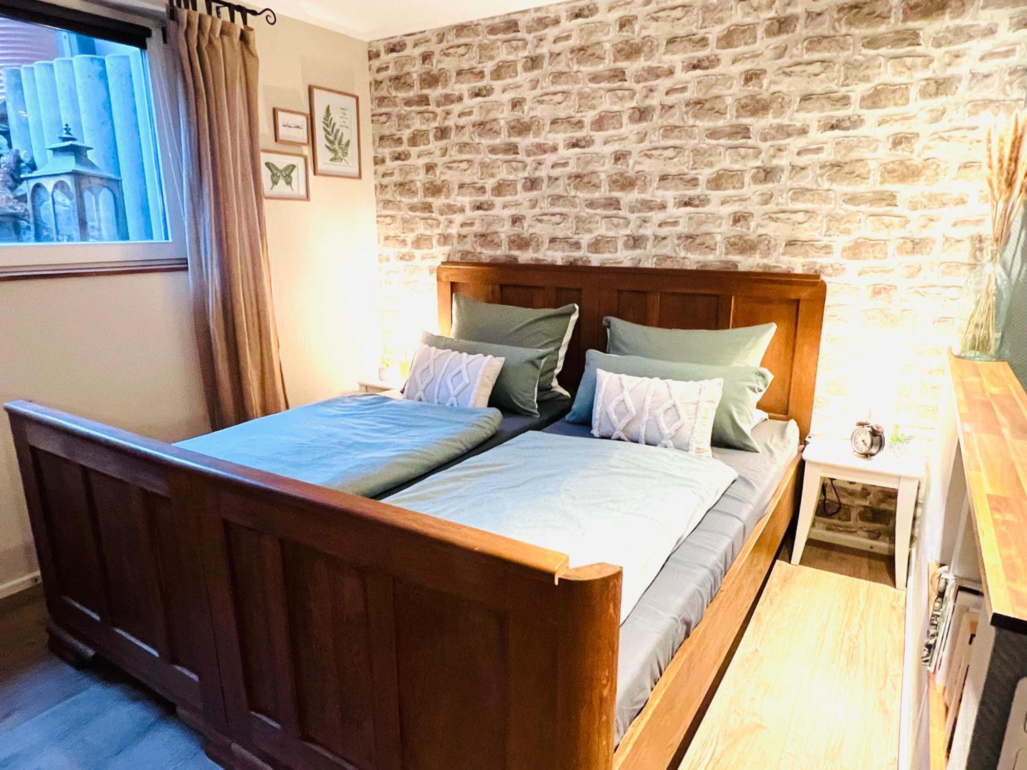 Ferienwohnung Palatina Heuchelheim-Klingen Экстерьер фото